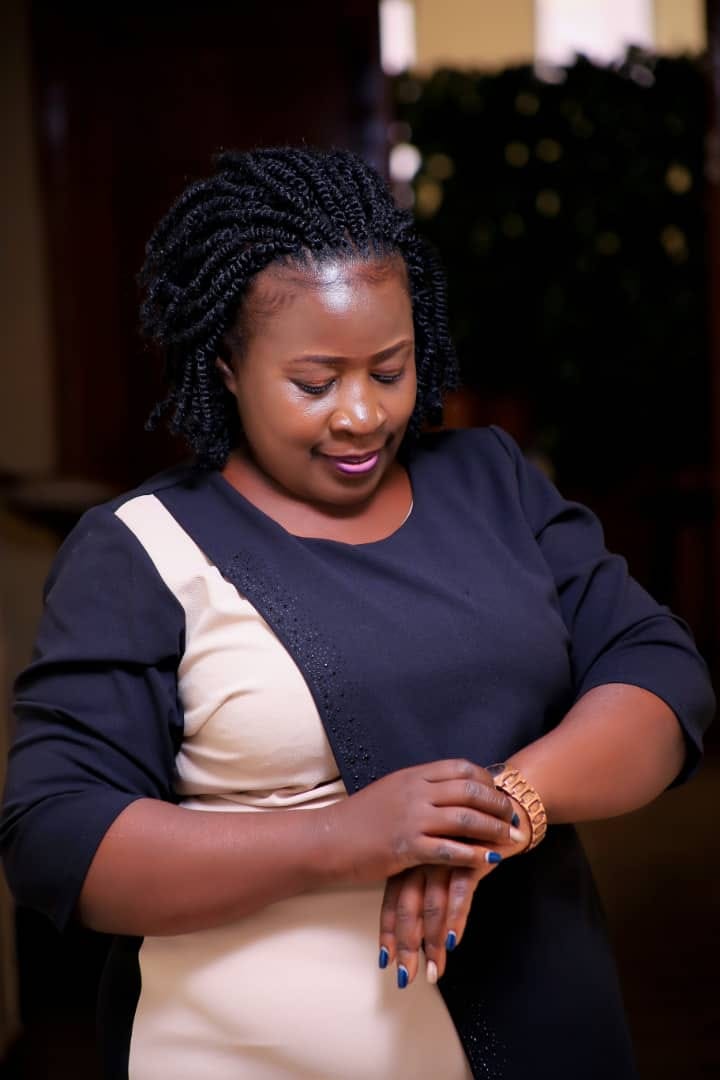 fmkabalega's tweet image. Join @SharonKobusing5 on #Nezikukooka for the #RequestHour.
Drop a song that you would want to listen to.
#Emanziyawe