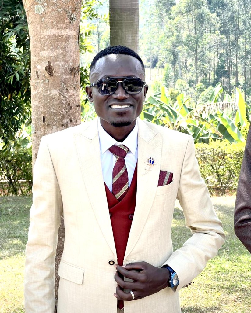 It’s a chilly morning from our Head Coach Arch James Ayebare🥰🌹🌺🥀
Greetings <a href="/OMUGYERA_FC/">OMUGYERA FC</a>