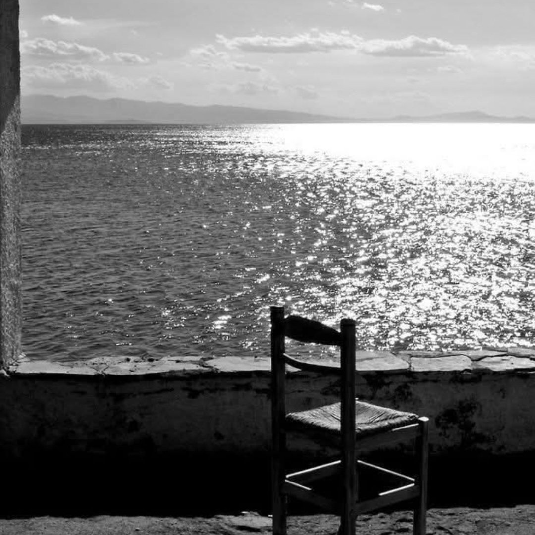 Titti95683085's tweet image. #colPassareDelTempo
...ti accorgi sempre di più come può far male quella sedia vuota...