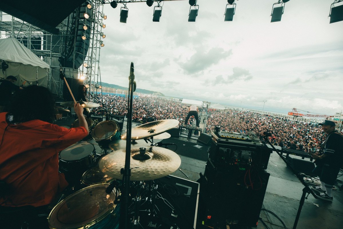 The__BONEZ's tweet image. OGA NAMAHAGE ROCK FESTIVAL VOL.14
At.秋田県男鹿市船川港内特設ステージ
photo by @nekozephoto 
#TheBONEZ 
＃ONRF14
＃男鹿フェス14