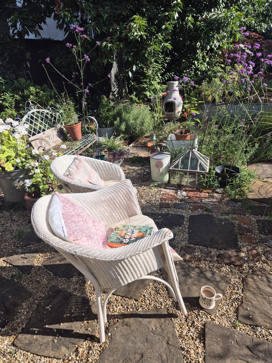 Sally Bromley (@sally_bromley) on Twitter photo Early morning book and a cup of tea in my cottage garden. I'm loving The Grape Vine by Kate Kemp. Kate was impressive on stage talking about her debut <a href="/TheakstonsCrime/">Theakstons Festival</a> last weekend.
#Monday #bookpost Early morning book and a cup of tea in my cottage garden. I'm loving The Grape Vine by Kate Kemp. Kate was impressive on stage talking about her debut <a href="/TheakstonsCrime/">Theakstons Festival</a> last weekend.
#Monday #bookpost