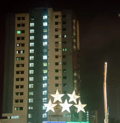 hnkive's tweet image. there's a very famous main street in my city called "five star" and it reminds me of txt when i pass by it every day ☹️
