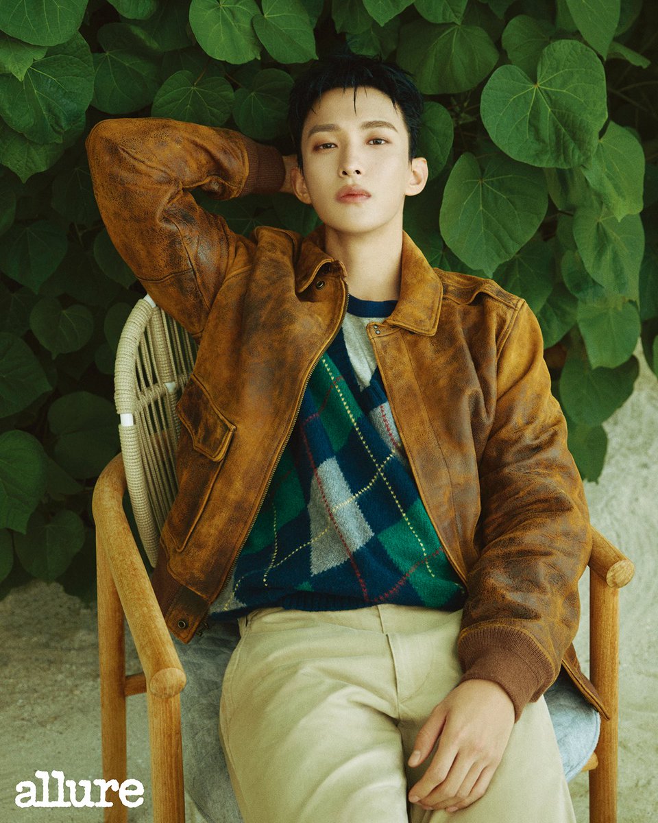 DOKYEOM for Allure Korea 
#DOKYEOMforAllureKorea #DOKYEOMxRalphLauren
<a href="/pledis_17/">세븐틴(SEVENTEEN)</a> <a href="/allurekorea/">Allure Korea 얼루어코리아</a>