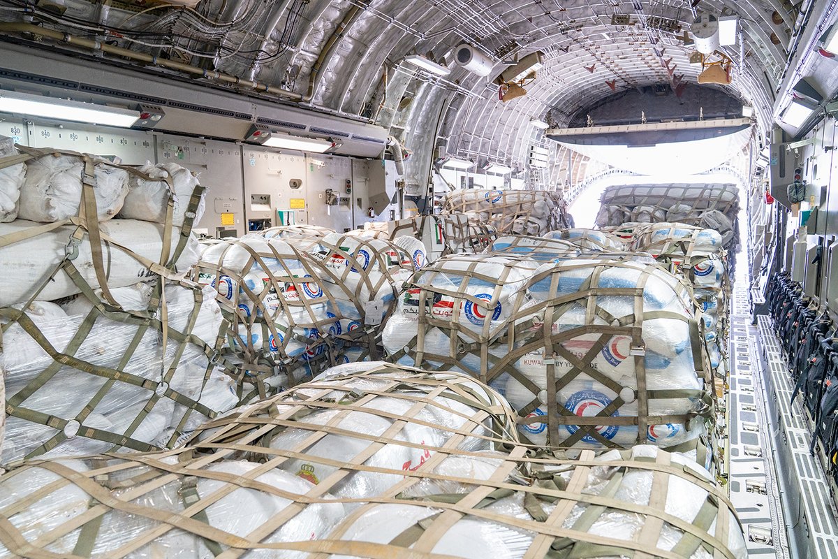 kuna_en's tweet image. #Kuwaiti plane carrying 40 tons of relief aid material heads to #Sudan

kuna.net.kw/ArticleDetails…

#KUNA