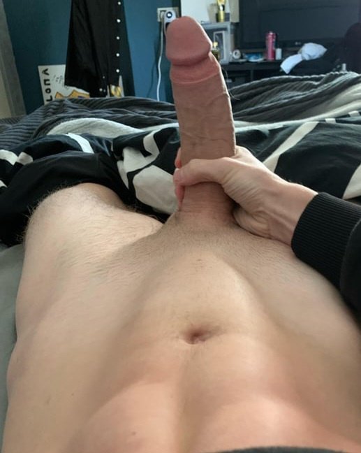 Vaniszfn's tweet photo. Horny https://t.co/iEP0Daq0b0