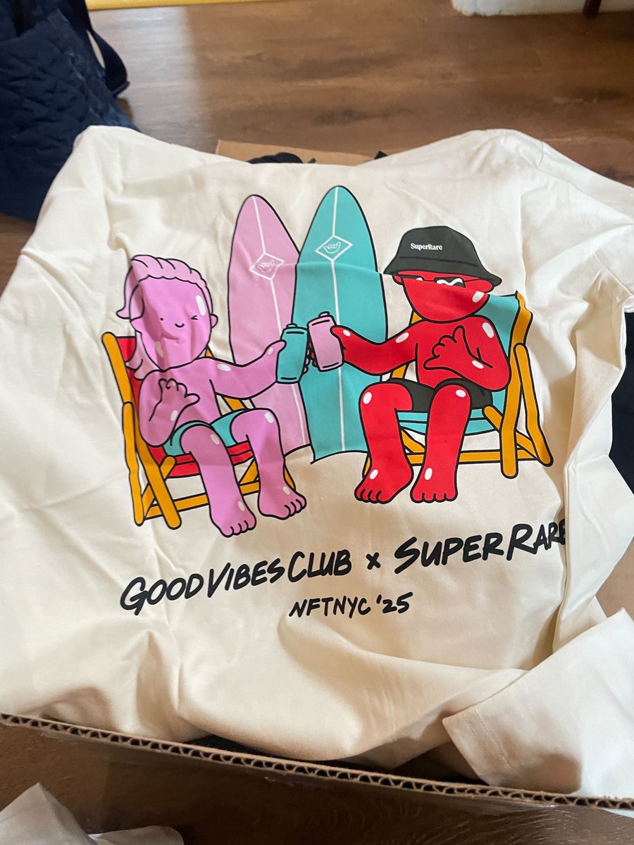 Pranksy 📦 (@pranksy) on Twitter photo It's been a while since I got a merch drop. 🙌
I've missed this, are we back?
Thank you <a href="/GoodVibesssClub/">Good Vibes Club 🤙</a> It's been a while since I got a merch drop. 🙌
I've missed this, are we back?
Thank you <a href="/GoodVibesssClub/">Good Vibes Club 🤙</a>