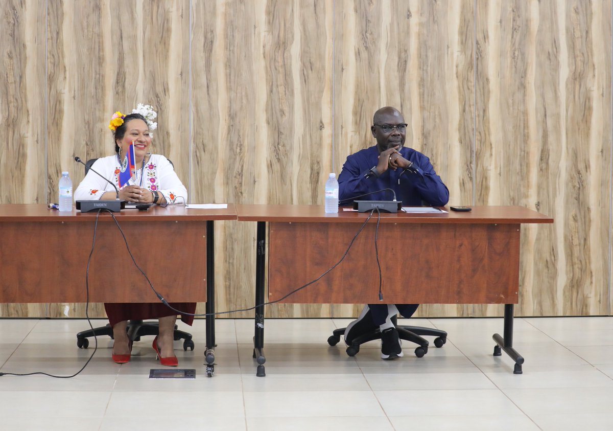 unrsce's tweet image. In the UN spirit of diversity &amp;amp; dignity, RSCE staff celebrated diversity! 🌍

🎶 Songs, poems &amp;amp; dance brought global heritage to life, reminding us of the joy in our roots &amp;amp; the strength in inclusion. 

#UNValues #DignityAndJustice #DiversityMatters