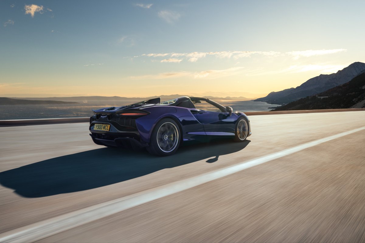 McLarenHatfield's tweet photo. Summer is here, and the McLaren Artura Spider isready to take centre stage.

With its striking design and unmatched performance,it’s the perfect companion.

Discover more about the Artura Spider via our link in bio.

#McLaren #McLarenAuto #McLarenArtura  #McLarenHatfield https://t.co/4dH1gNjNWn