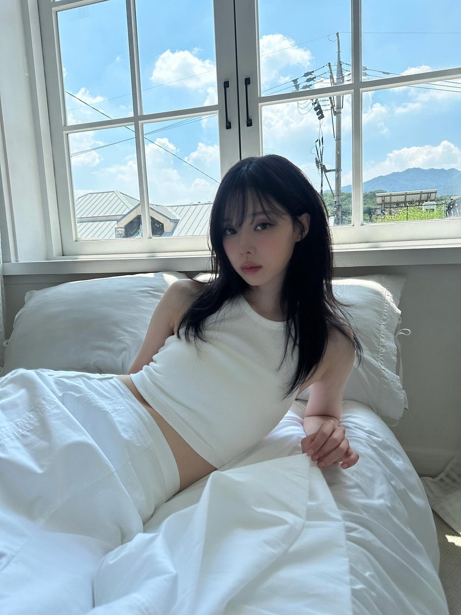 tillthend_'s tweet image. 곤란하다 ..............