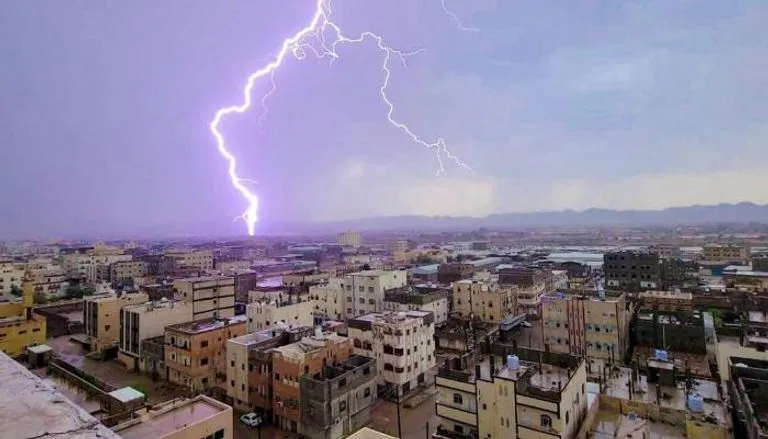 suhailchannel's tweet image. توقعات بأمطار رعدية في عدة محافظات وتحذيرات للمواطنين
suhail.net/news_details.p…
#سهيل #اليمن