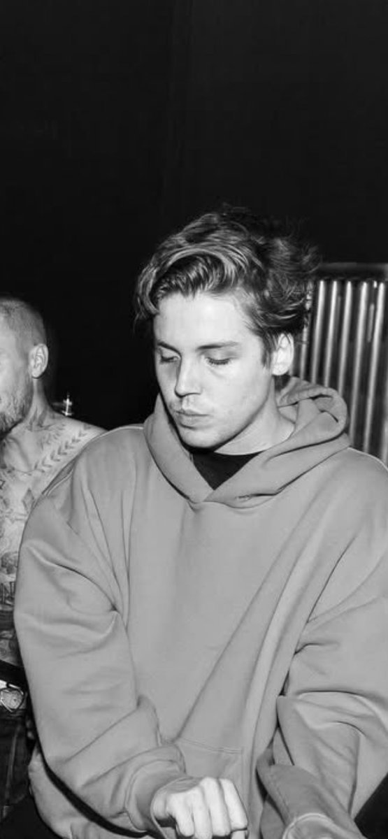 melcchs23's tweet photo. @justinbieber MATTHEEEEEW!!!🫶🏼 @MatthewEspinosa https://t.co/JAl1Y2QFB4