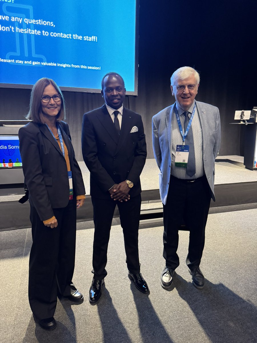 Olivier UWISHEMA (@uwolivier14) on Twitter photo With the new Editor-in-Chief of the European Journal of Neurology, Professor Dr. Claudia Sommer, and the outgoing Editor-in-Chief, Professor Dr. Didier Leys:
As of July 2025, the European Journal of Neurology has a new Editor-in-Chief, Professor Dr. Claudia Sommer (<a href="/cl_sommer/">Claudia L. Sommer</a>), With the new Editor-in-Chief of the European Journal of Neurology, Professor Dr. Claudia Sommer, and the outgoing Editor-in-Chief, Professor Dr. Didier Leys:
As of July 2025, the European Journal of Neurology has a new Editor-in-Chief, Professor Dr. Claudia Sommer (<a href="/cl_sommer/">Claudia L. Sommer</a>),