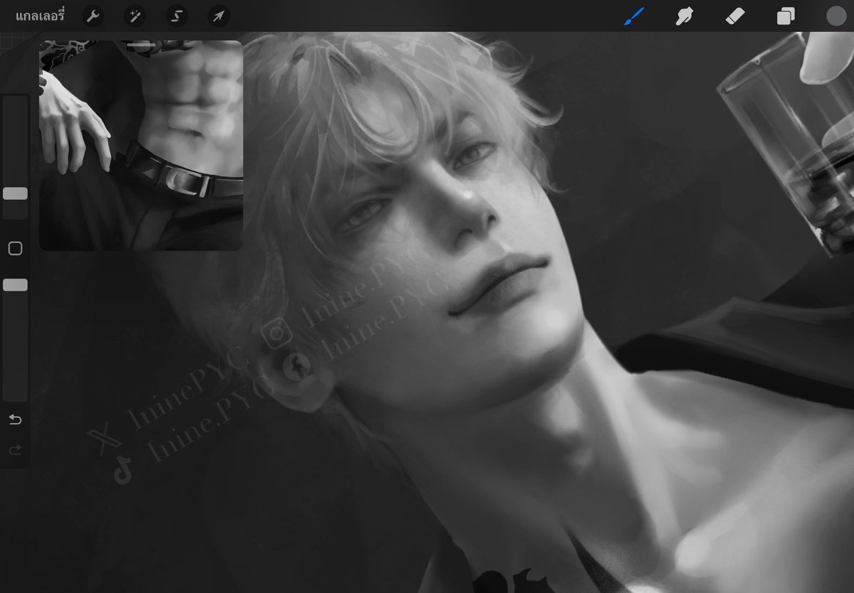 IninePYC's tweet image. ได้โปรดรักลูกชายของฉัน