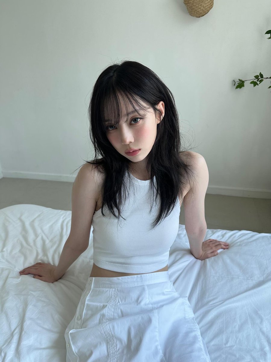 aieny_'s tweet image. เขินสายตาน้องมากอะ 🥺💓