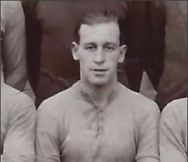 If it's your birthday today - Happy Birthday! You share it with Russell Wainscoat, born on this day in 1898. Barnsley signed him from Maltby Main Colliery Welfare in March 1920 for £120 and in 144 games for the Reds he scored 56 goals prior to moving to Middlesbrough for a new