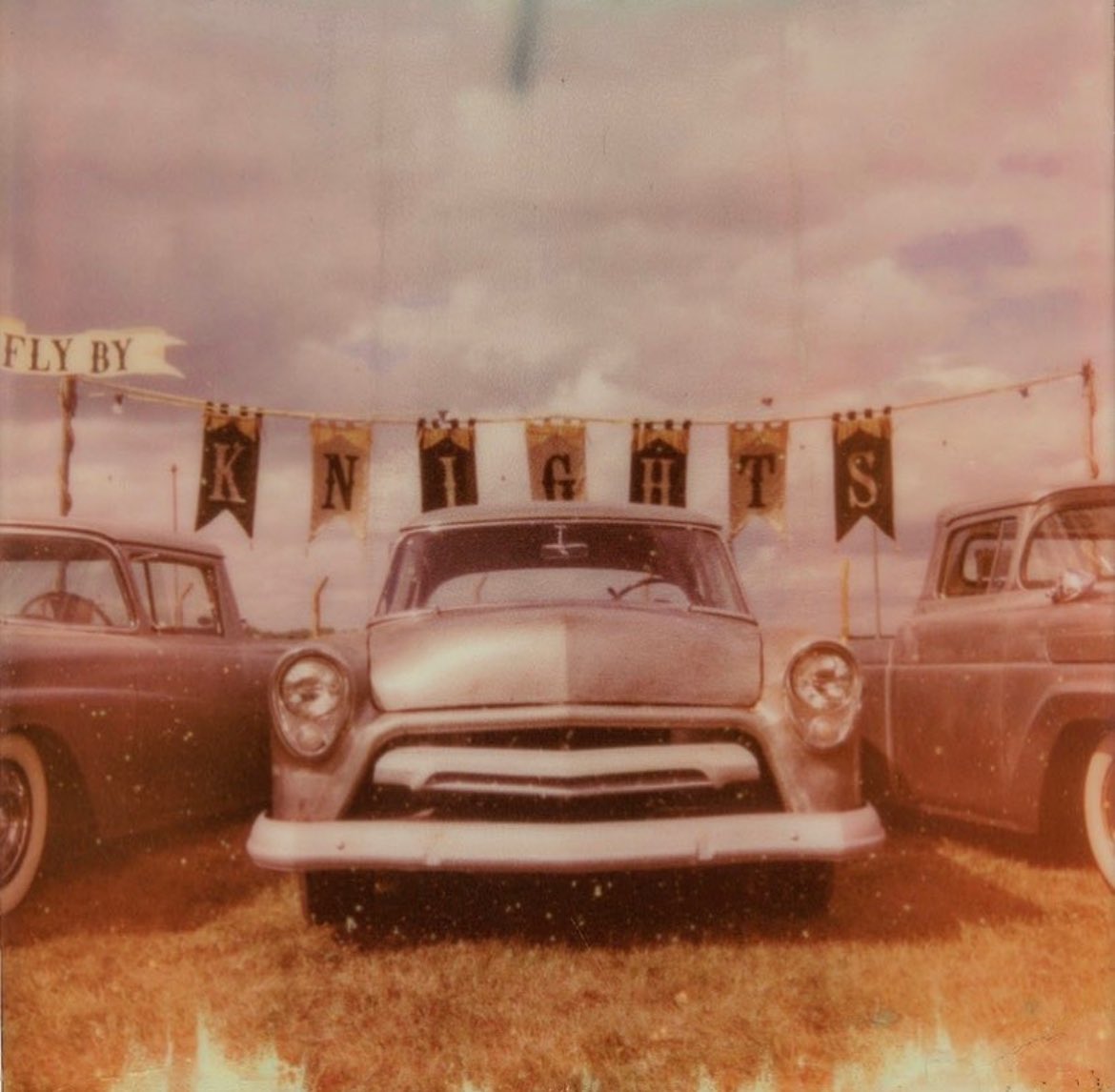 DavisArchive's tweet image. Day 1 Polaroid Project. Although I kinda stopped shooting nearly 20 years ago. I recently (2020) starting playing with basic polaroid. I’m probably 20 or so decent images in when I’ve got 100 I’ll do a little book/zine/show. Should have shot more this year 😳 pic: Fly By Knights