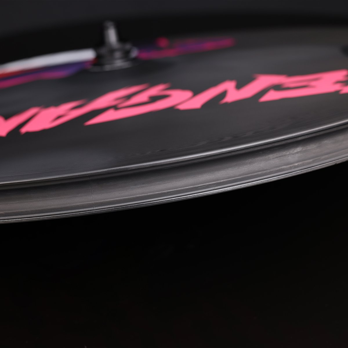 icancycling's tweet image. If the D-X wheel is Gengar......👻👻 #icancycling #carbonwheels #trackbike #timetrialbike #roadbike #triathlonbike