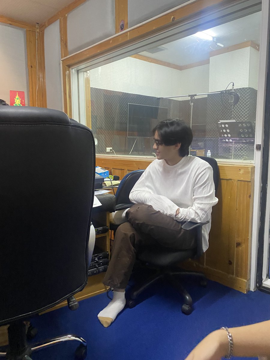 Rojer_chira's tweet image. โรมาทำไรน้อ 👀

#Jerachirawit #Indytnd 
#ResetTheSeries