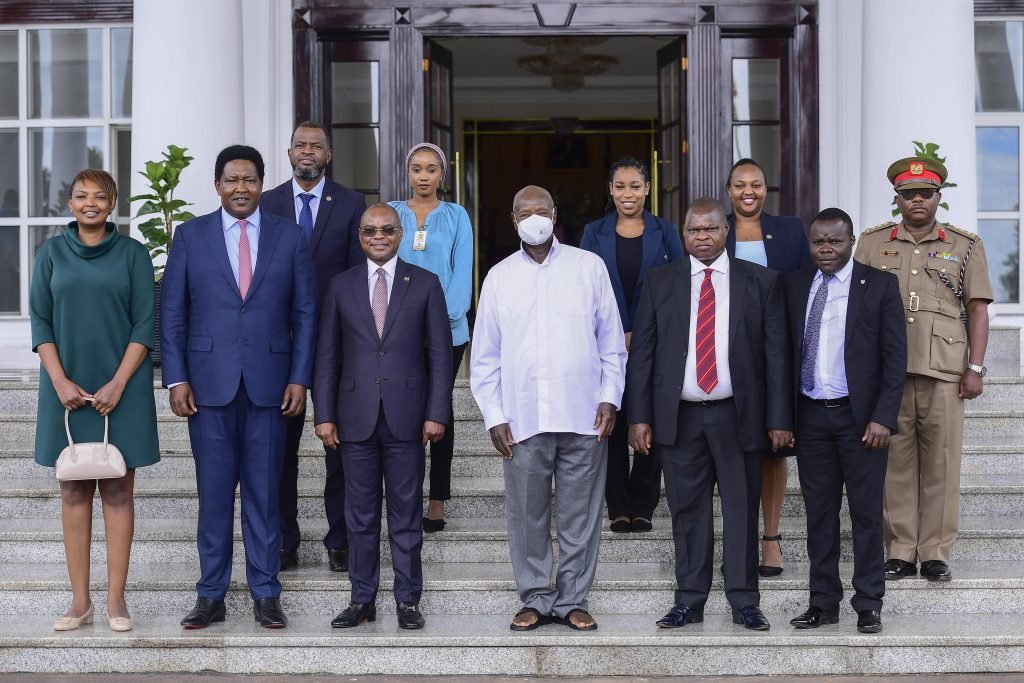 Katrina__Sim's tweet image. President Yoweri Museveni isn’t just a political leader; he’s a social architect rebuilding Uganda’s unity, values, and sense of identity.
#WhyUgStillNeedsM7 #WhyUgDecidedM7