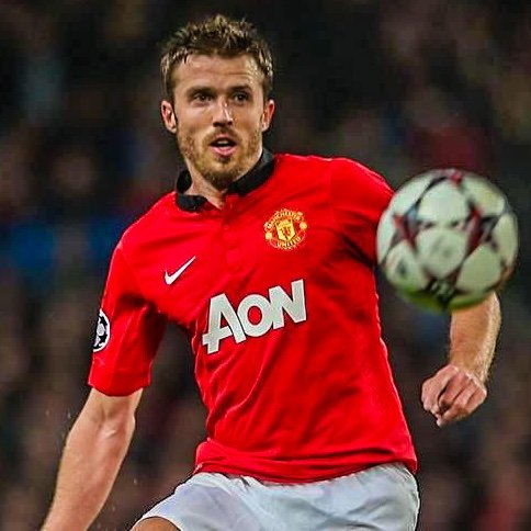 Kaloloworldwide's tweet image. Happy birthday 🎂🎂
to the best holding midfielder ever