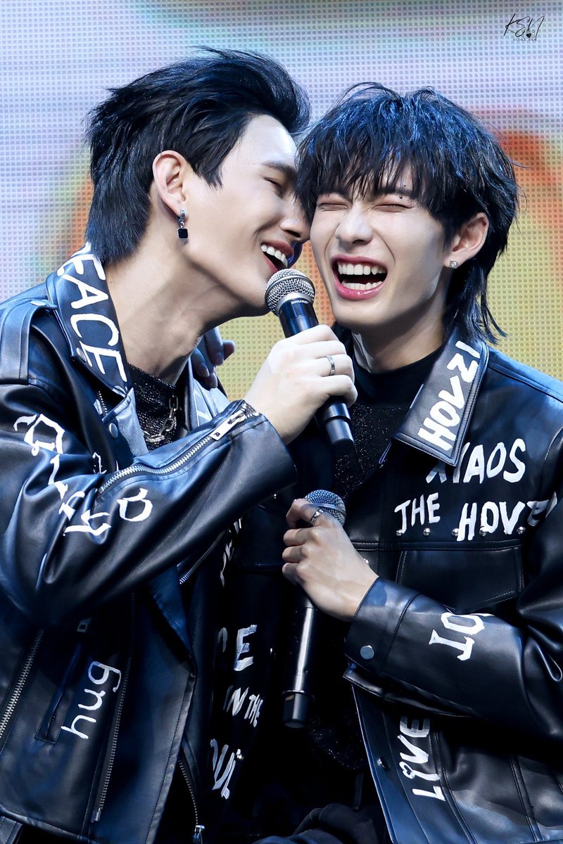 falln__'s tweet image. sometimes i think pooh must smell real nice cause you always catch pavel lowkey sniffing him on his neck or cheek well not that lowkey it's so obvious most of the times 😂