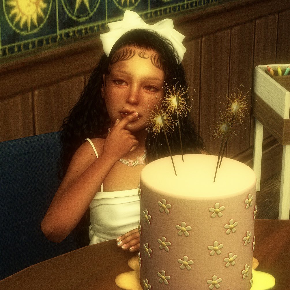 simphobic's tweet photo. a certain butterfly has gotten older… 🦋 https://t.co/8sw998P1ex