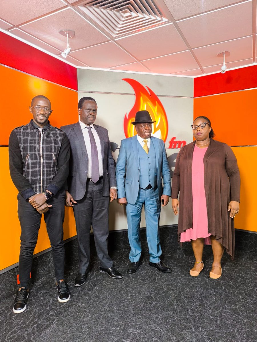SpiceFMKE's tweet image. A big thank you to John Mututho and Kirwa Lelei Ng'eny for joining us in The Situation Room. Your insights on policy, youth, and society were truly invaluable.
#TheSituationRoom
Hosts: @dennisaseto @nduokoh @DennisOkari
Producer: @LydiahJmaina @EverlyneMungai
Digital:…