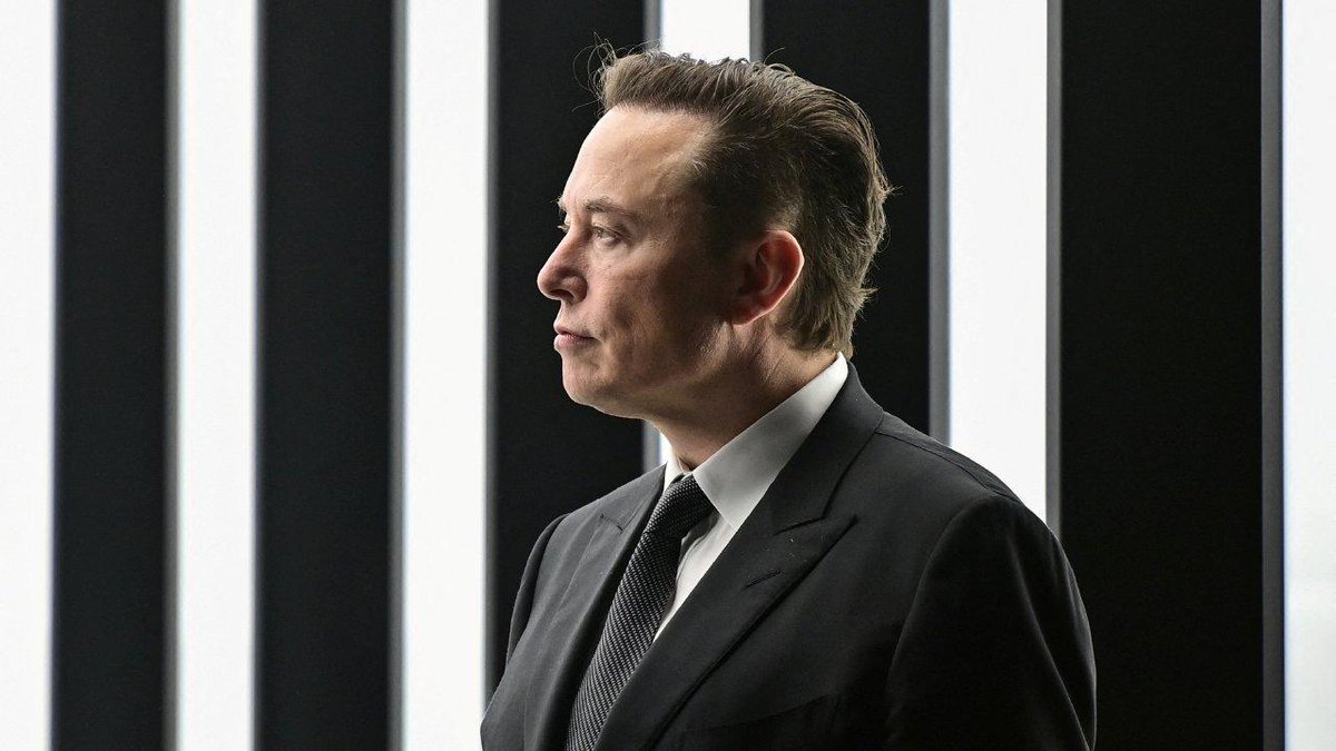 tijd's tweet image. Tesla sluit chipdeal van 16,5 miljard dollar met Samsung tijd.be/ondernemen/tec…