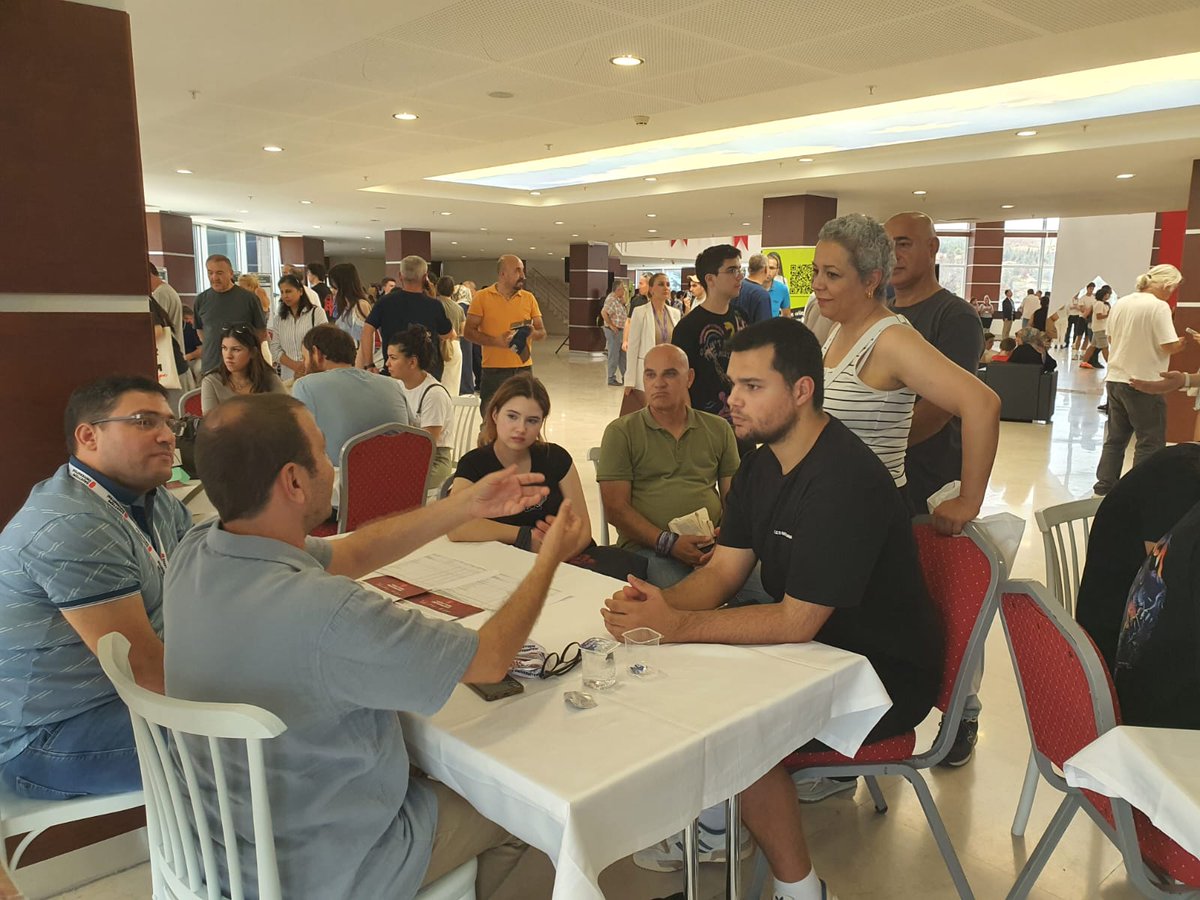"2025 Hacettepe Üniversitesi Tanıtım Günleri" 27 Temmuz'da başladı. 30 Temmuz'a kadar devam edecek tanıtım günlerine #İnşaatMühendisliği düşünen tüm aday öğrencilerimizi bölümümüze davet ediyoruz.  Hacettepe seni bekliyor!   universitem.hacettepe.edu.tr/tanitim-gunleri