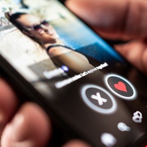 TheCyberSecHub's tweet image. Dating App Breach Exposes Images of 13,000 Women infosecurity-magazine.com/news/dating-ap… #cybersecurity #infosec #hacking
