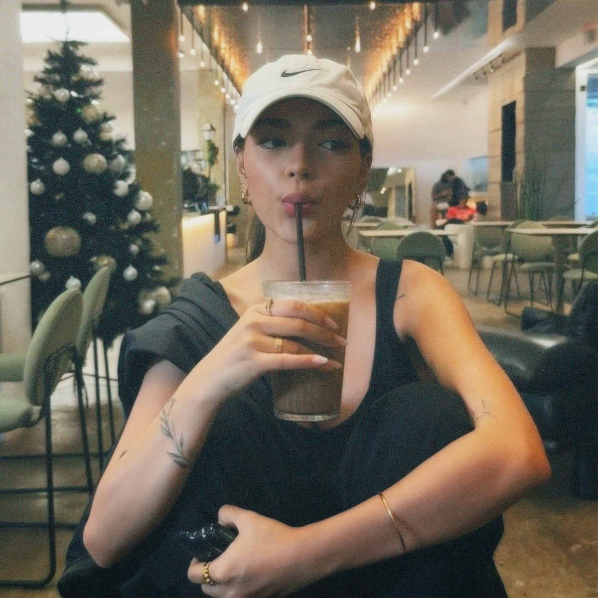 hourlymikslmnc's tweet image. hourly dose of @mikslmnc💚 #mikasalamanca #mikslmnc