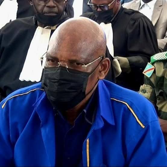 YvesBuya1's tweet image. Le procès de François Beya, l’ancien conseiller spécial en matière de sécurité du président Félix Tshisekedi, touche à sa fin. Poursuivi depuis trois ans pour « complot contre la vie ou la personne du chef de l’État » et pour « outrage » au président, le ministère public a requis…