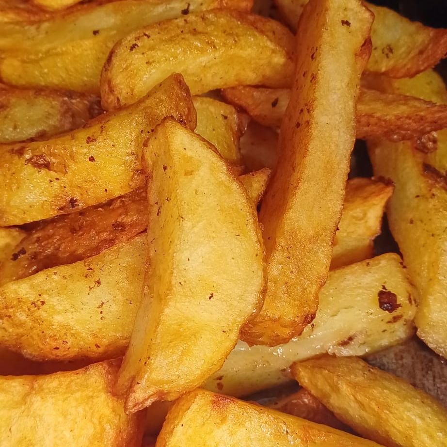 Thanks, Clare B from Edinburgh - see you next year!

"One of my favourite places! We visit every year when we are on holiday! Yet again we weren’t disappointed! Amazing home cooked food, fantastic friendly service. We visited as a group of 6 and all meals were lovely."