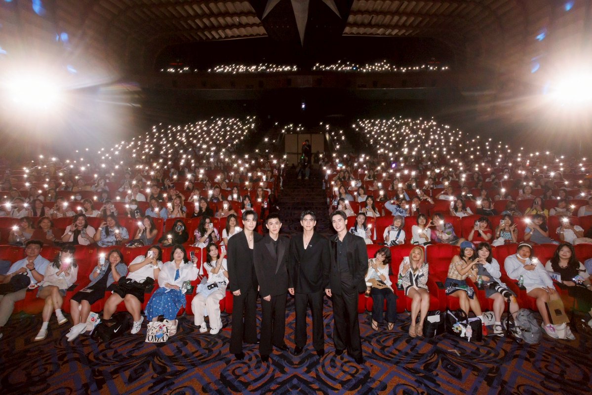 BrickinfoReport's tweet image. "จิมมี่-ซี" นำทีมเปิดตัวซีรีส์ "ทำนายทายทัพ My Magic Prophecy" ในงาน "ทำนายทายทัพ Let the Magic Begin" สร้างปรากฏการณ์ความแรงบนโลกโซเชียล
👉 brickinfotv.com/entertainment/…
#MyMagicProphecyEP1 #MyMagicProphecy #jimmysea #จิมมี่ซี #jimmyyjp #sea_tawinan #savesaisawat #Francnrp…