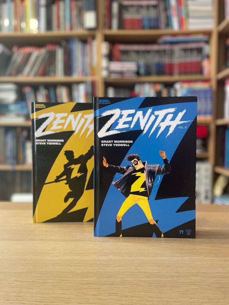 DolmenEditorial's tweet image. Buenos días con algo aún calentito entre manos... ¿hay ganas?
Vuelve Zenith, donde los superhéroes y las estrellas del pop se unen para enfrentarse al horror que habita entre dimensiones.
¡Ya en preventa este segundo volumen!
👉 buff.ly/pqJvzxU