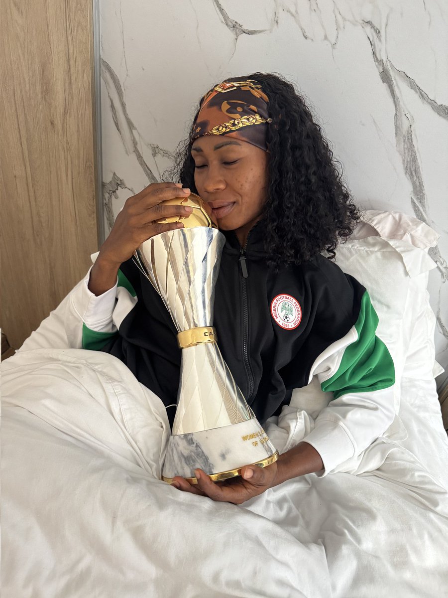 BTSUnveiled's tweet image. All the hard work, sacrifice, and sleepless nights led to this moment.🇳🇬💚
Another monday to remind every creative out there to be world-class.
#Champion #WAFCON #CAF #ProudlyNigerian #WinningFeelsDifferent