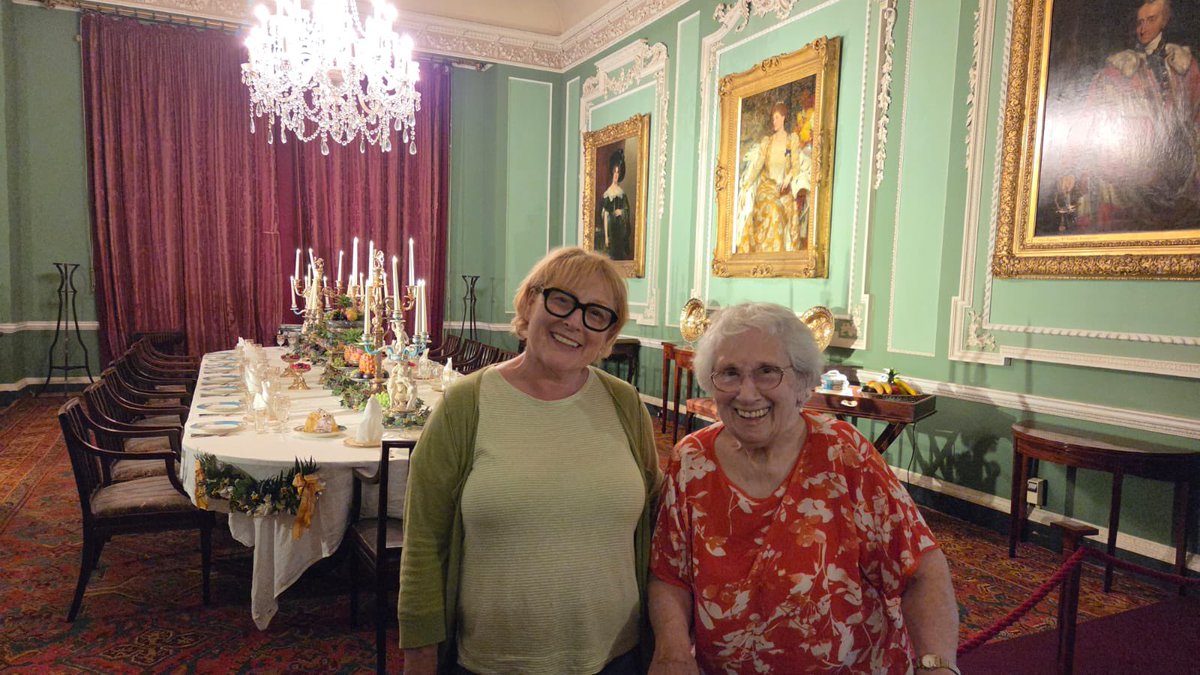 We took our Bury Schemes <a href="/placesforpeopl2/">placesforpeople</a> to Tatton Park last week, a wonderful day. We had lunch there and some of us went in the mansion, and some of us went in the gardens. The mansion was lovely to see how it all went on going back to the 1800s lots history- we all enjoyed it