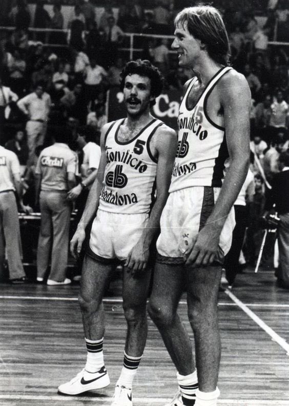 javibalmaseda1's tweet image. ➡️ ¿QUIÉNES SON?
✅ Di sus nombres sin mirar las respuestas. Muchas gracias.
📷 Miguel Ángel Forniés.