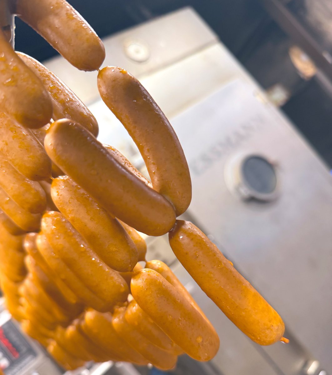 ついに完全復活！！！
修理完了の機械と記念ショット！！
改めて、心からありがとう！！