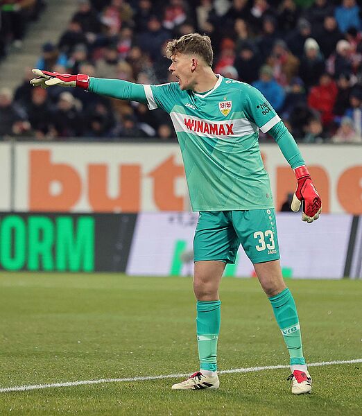 ScoutFootballFM's tweet image. 🧤 Dennis Seimen (19 años)
➡️ SC Paderborn (Alemania 🇩🇪)
🧠 Portero alemán. Cedido por VfB Stuttgart, juega en 2. Bundesliga.