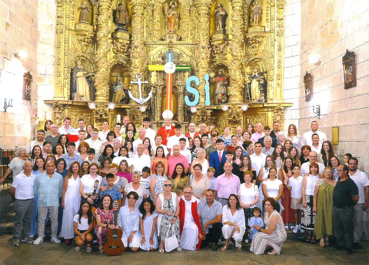 Confirmaciones solidarias en Torrejoncillo diocesiscoriacaceres.es/confirmaciones…