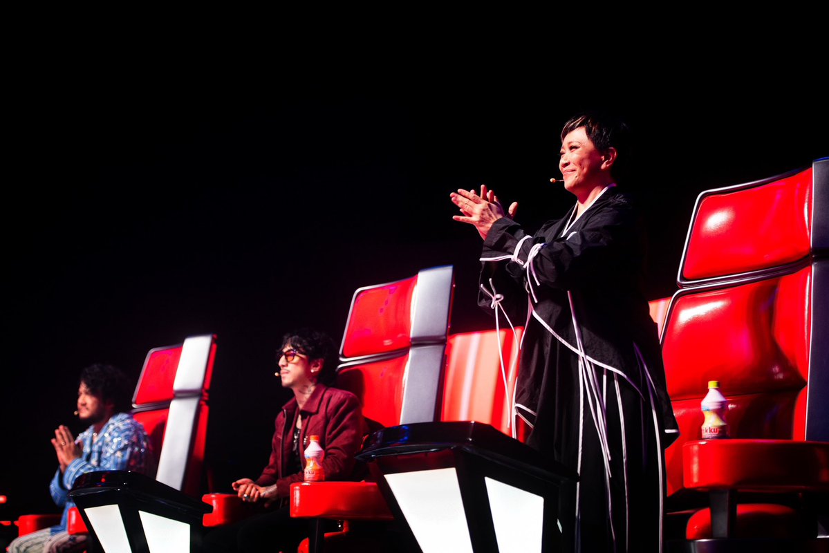 ALLNewsEXPRESS1's tweet image. รวมโมเมนต์สุดเดือด!! EP7 รอบ Semi Final
ด่านวัดใจ ในเวที The Voice Pride 2025
(ออนแอร์ทุกวันอาทิตย์ เวลา 20:30 น. ทางช่อง 7HD)
#TheVoicePride
#TheVoiceTH #ช่อง7HD
ฟาดฟันด้วยพลังเสียง เดิมพันด้วยความฝัน สำหรับรอบ Semi Final EP7 เวที The Voice Pride 2025…