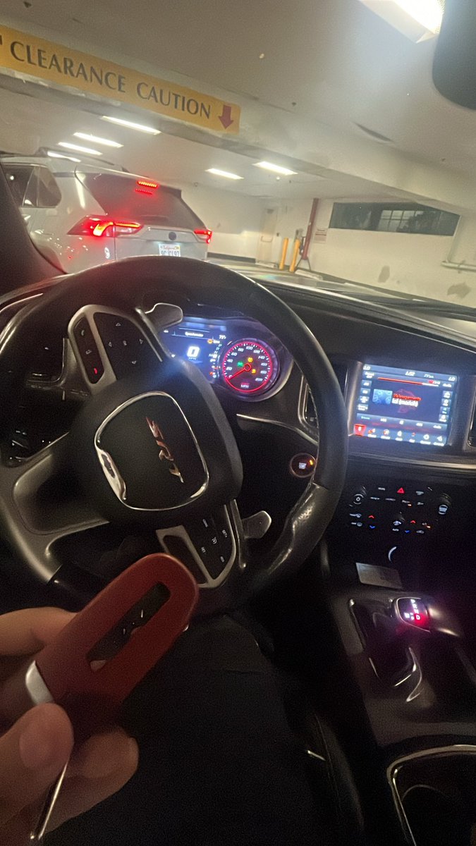 the biggest 5 tweet media