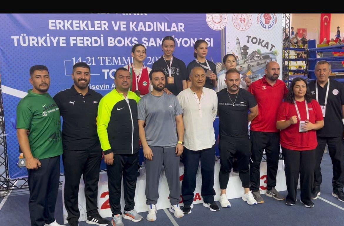 Geleceğin Boksörleri Talas Çok Amaçlı Spor Salonunda Yetişiyor   
                                                                                                                                                           14-21 Temmuz 2025 tarihleri arasında Tokat’ta düzenlenen ve