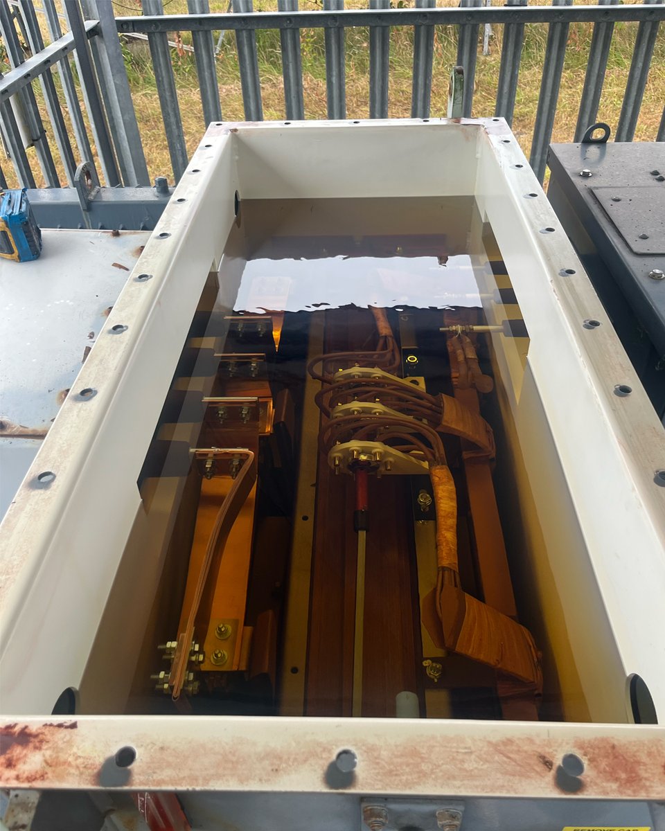 Look at this amazing transformer transformation! Our site team got this transformer looking back to its best!

Check out the full transformation over on LinkedIn!
🔗 linkedin.com/company/bowers…

#transformermaintenance #maintenance #solarfarm #solarpower