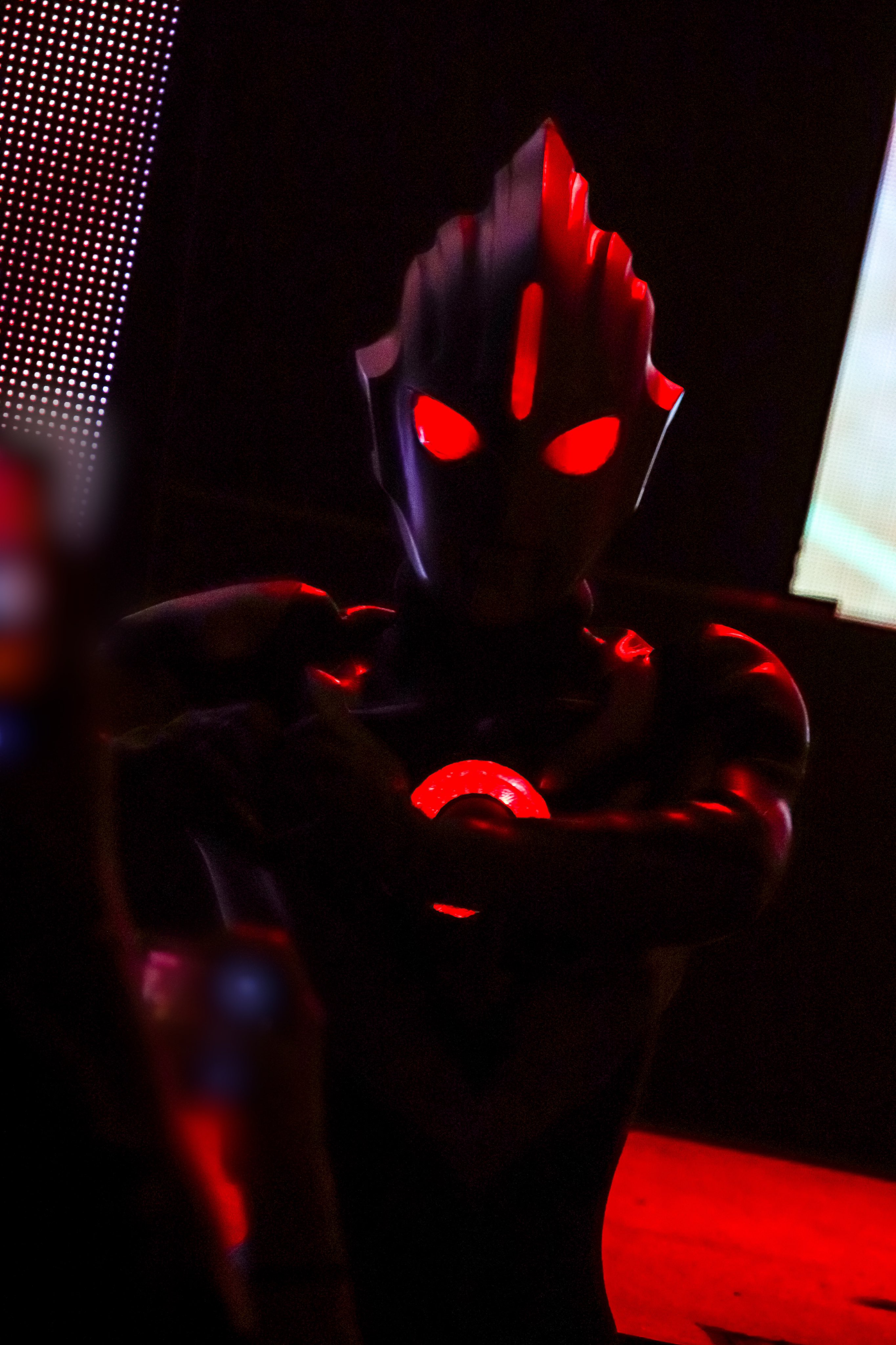ウルトラマンオーブダークノワールブラックシュバルツ - Search / X