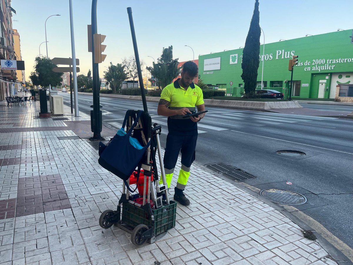 EMASA (@emasamalaga) on Twitter photo ¡Buenos días!
Nuestras actuaciones de hoy ya están disponibles en la web: emasa.es/actuaciones-de…
Algunos de los trabajos del día:
👉 Calle Virgen del Pilar, desatoro
👉 Calle Alicia Alonso, inspección de imbornales
👉 Av Juan XXIII, inspección con pértiga
<a href="/malaga/">Ciudad de Málaga</a> ¡Buenos días!
Nuestras actuaciones de hoy ya están disponibles en la web: emasa.es/actuaciones-de…
Algunos de los trabajos del día:
👉 Calle Virgen del Pilar, desatoro
👉 Calle Alicia Alonso, inspección de imbornales
👉 Av Juan XXIII, inspección con pértiga
<a href="/malaga/">Ciudad de Málaga</a>