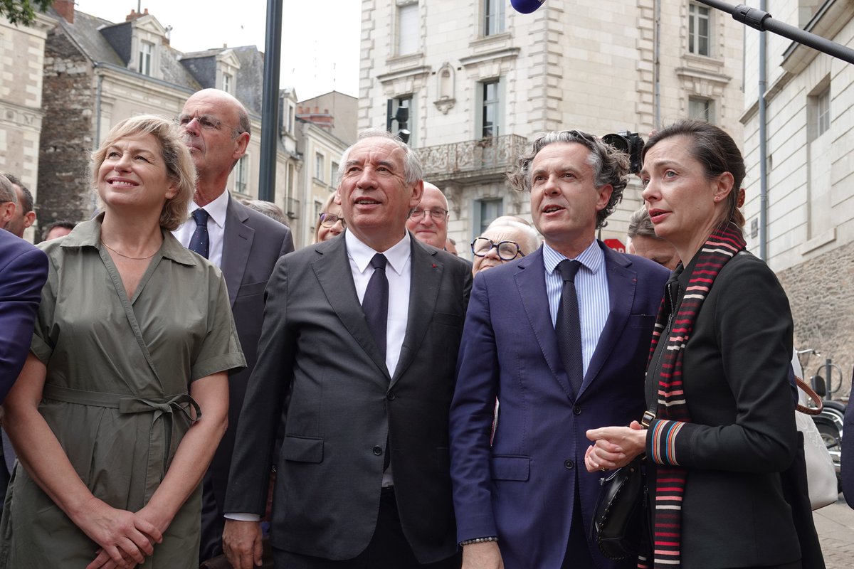Prefet49's tweet image. #Tourisme | Le Premier ministre François Bayrou et 6 ministres, se sont rendus à #Angers pour présider un comité interministériel du tourisme
Objectif : renforcer la place de la France comme première destination touristique mondiale, en nombre de visiteurs et en recettes
