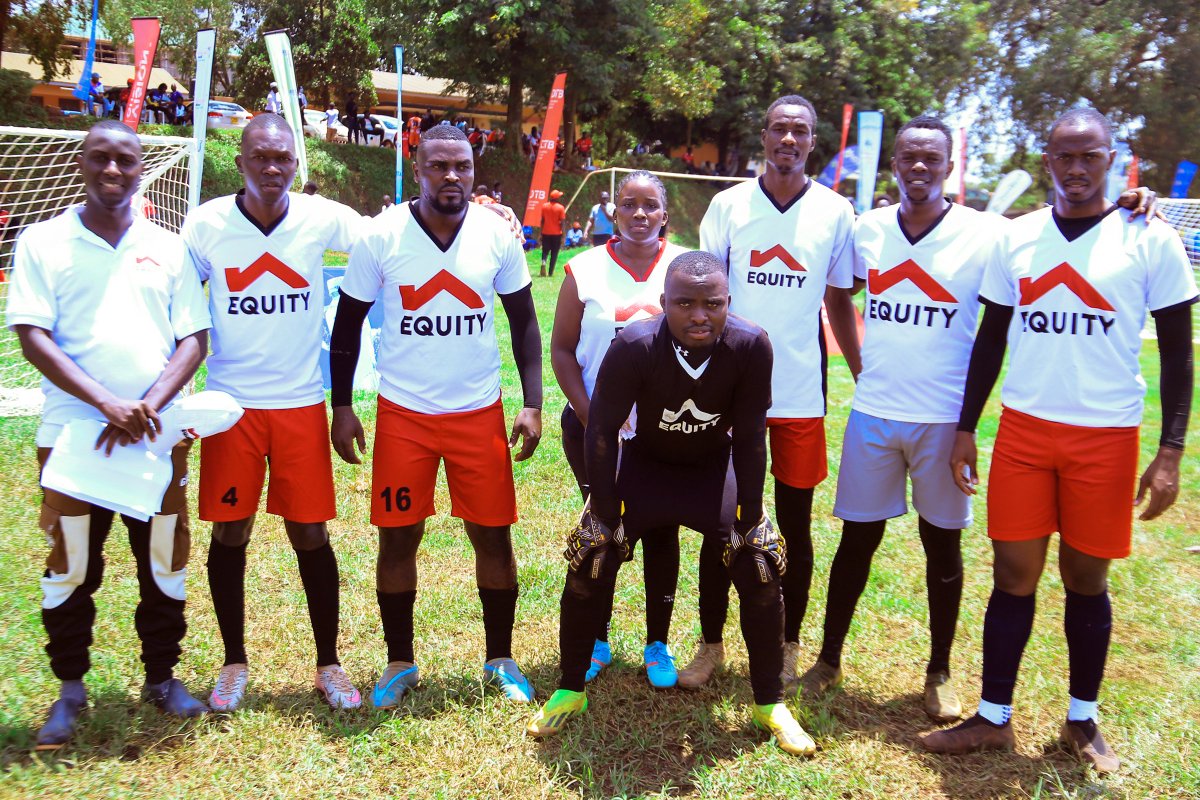 UgEquityBank's tweet image. Team spirit in action 🏀⚽🎯
On 27th July 2025, we participated in the Corporate League in Luzira.
From basketball and football to darts, it was a day of energy, wellness, and connection.
We don’t just support sport. We live it.
#EquityBankUganda