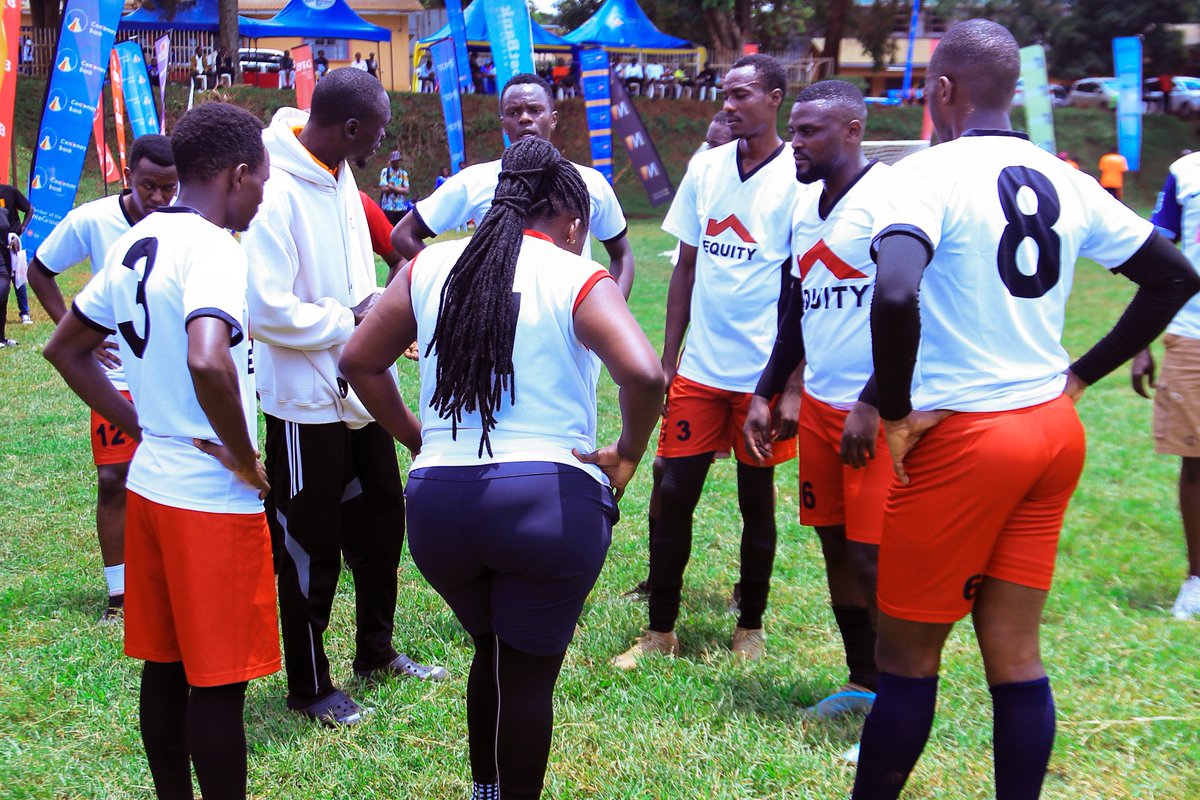 UgEquityBank's tweet image. Team spirit in action 🏀⚽🎯
On 27th July 2025, we participated in the Corporate League in Luzira.
From basketball and football to darts, it was a day of energy, wellness, and connection.
We don’t just support sport. We live it.
#EquityBankUganda